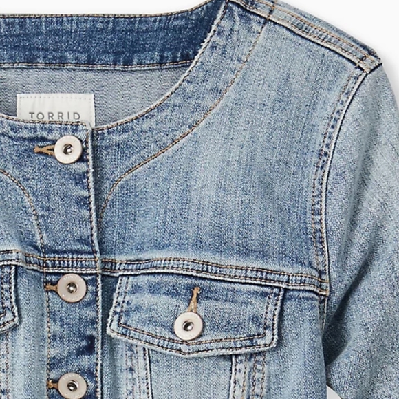 Sz 4 Torrid Collarless Crop Denim - Picture 5 of 12